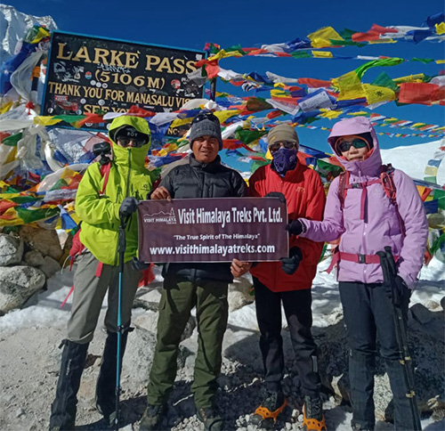 Why Choose Visit Himalaya Treks for Manaslu Circuit and Larke Pass Trek
