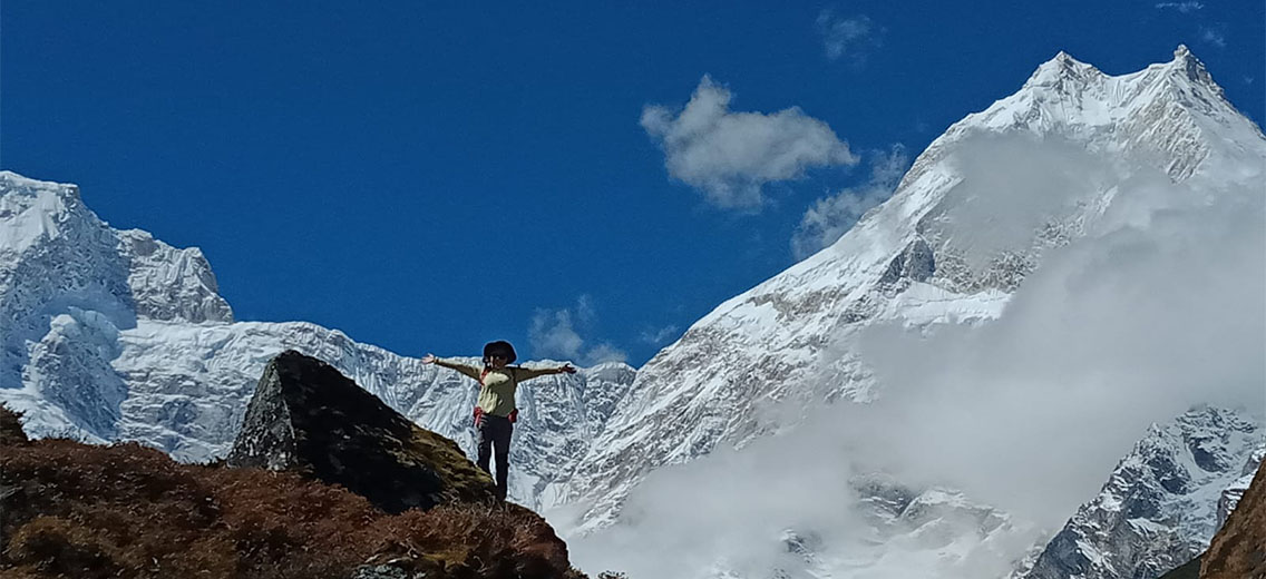 Why Choose Visit Himalaya Treks for Manaslu Circuit and Larke Pass Trek