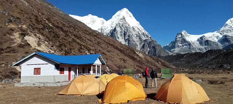 Kanchenjunga-Base-Camp-Trekking-In-Nepal