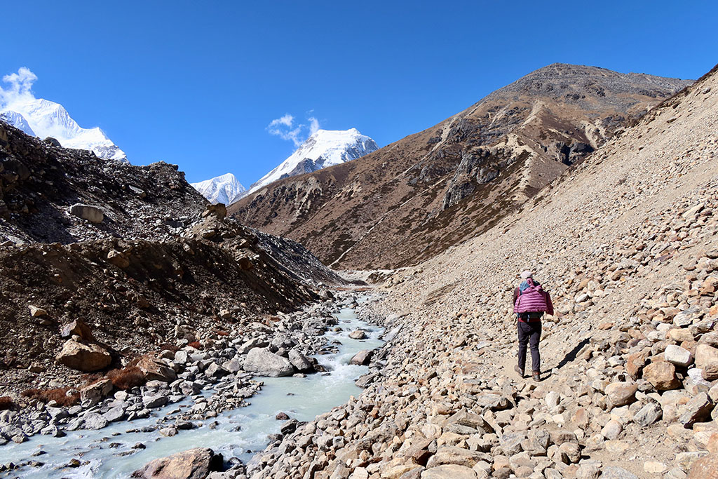 Makalu Base Camp Trek difficulty