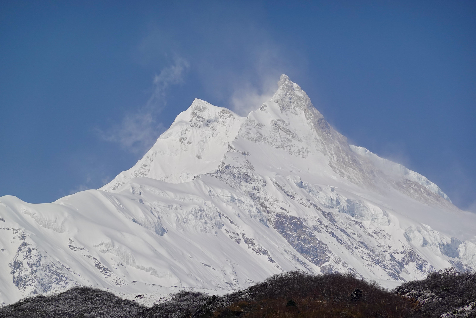 Mount Manaslu View en route to Manaslu Circuit Trek