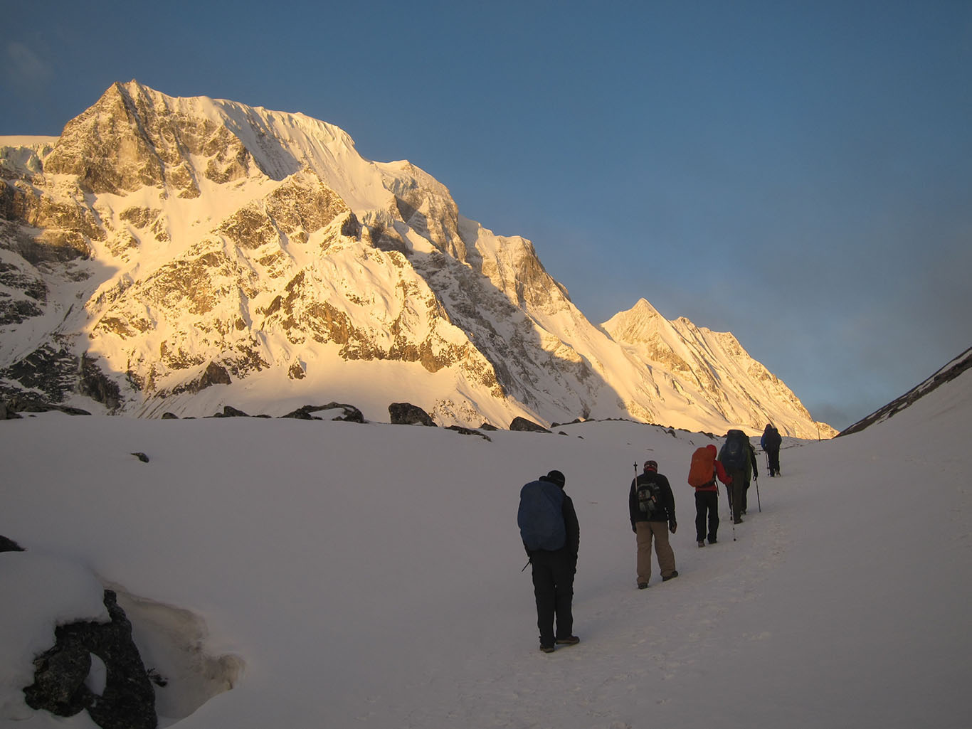 Crossing Larke Pass 5105 meters, Manaslu Circuit Trek