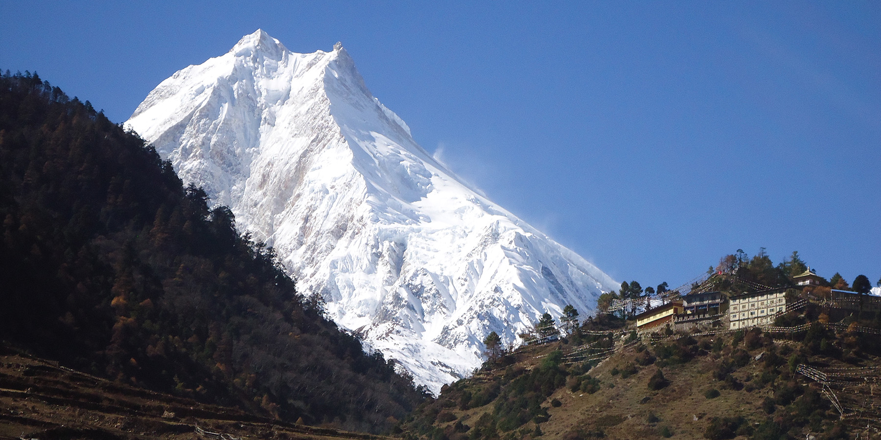 Manaslu Tsum Valley Trekking in Nepal 