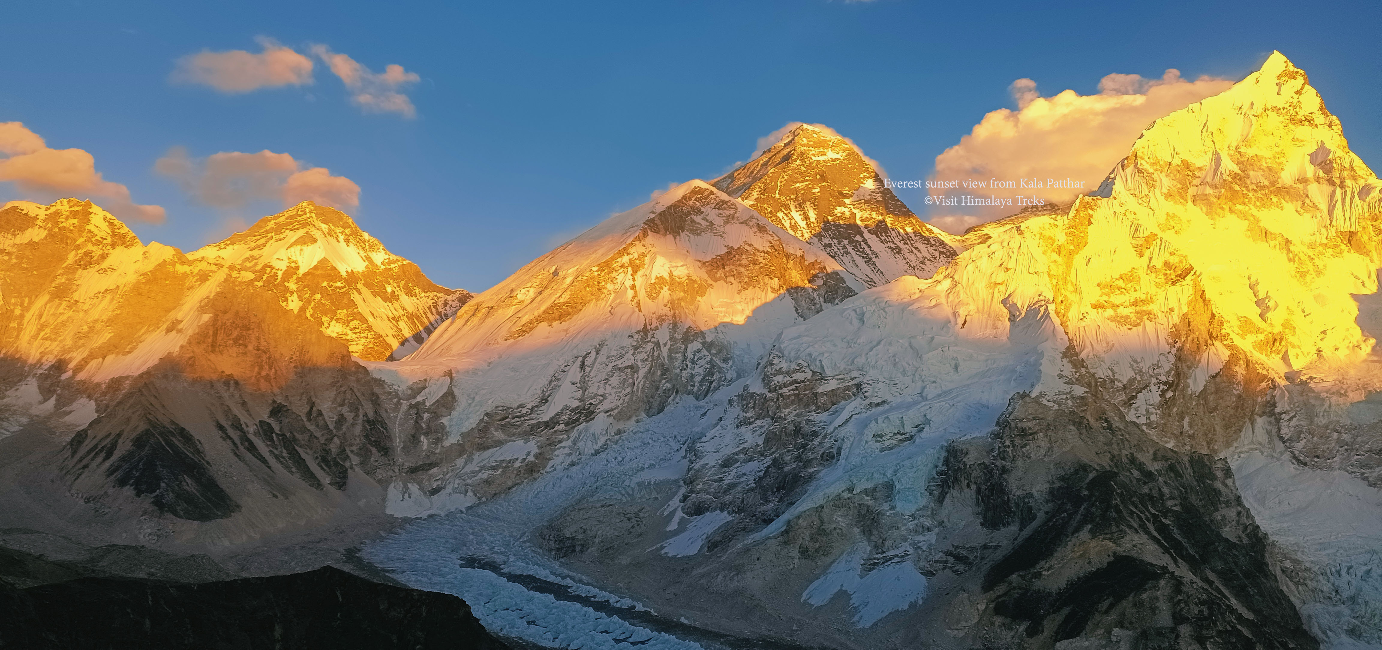 Sunset view over Everest from Kala Patthar